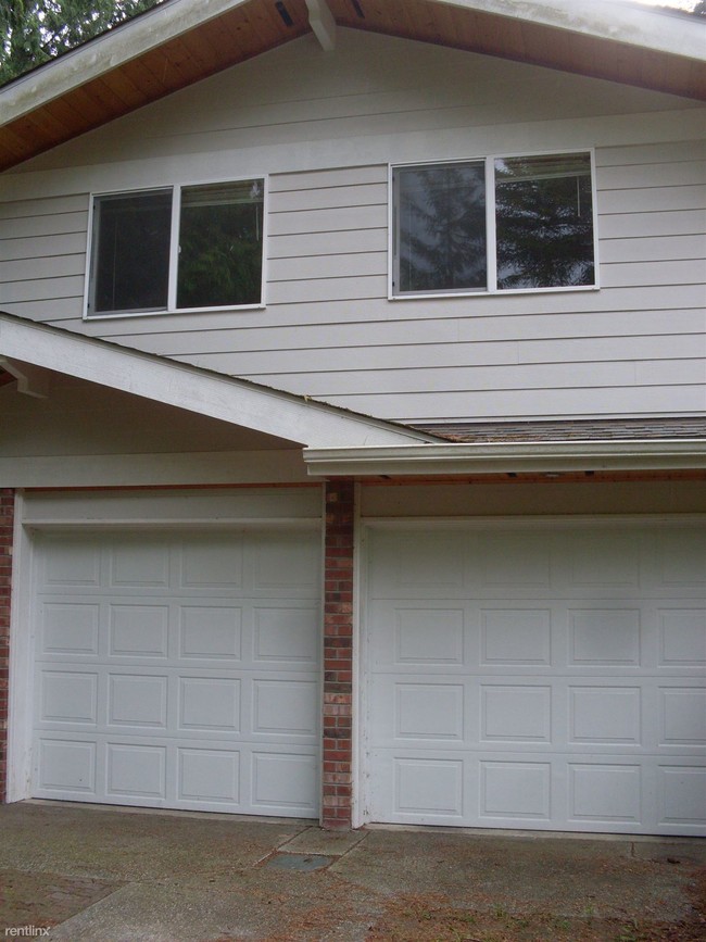 Building Photo - 65 Windward Dr