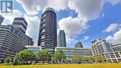 Building Photo - 80 Marine Parade Dr