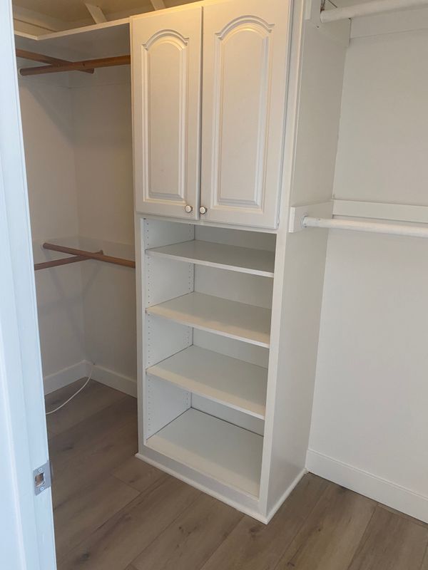 Foto del edificio - 2323 Eastbluff Dr