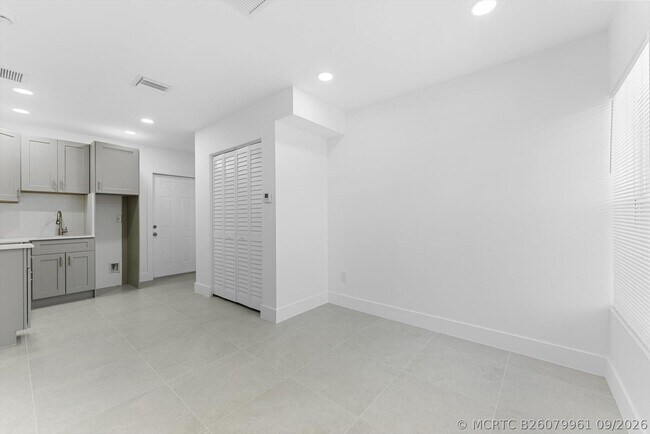 Foto del edificio - 829 Bayberry Dr