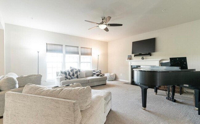 Photo - 6100 Oglethorpe Mill Dr House