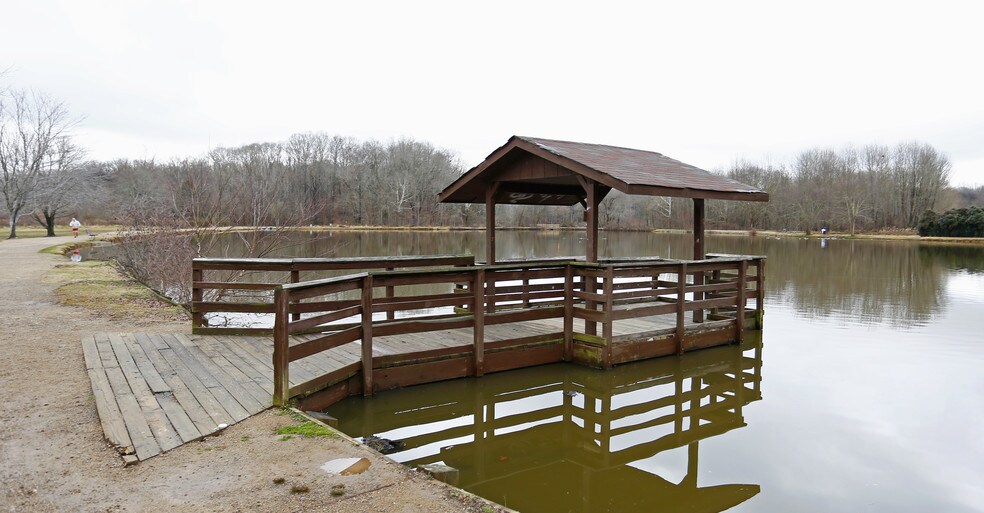 Living in Stonehaven Charlotte, NC Neighborhood Guide by