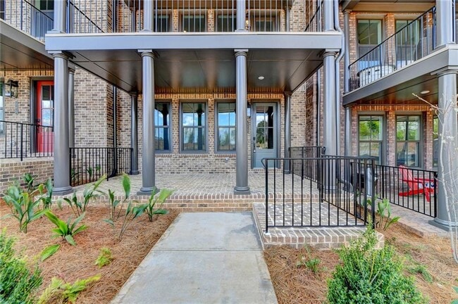 Foto del edificio - 375 Chiswick Cir