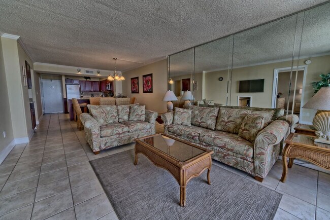 Foto del edificio - 7205 Thomas Dr