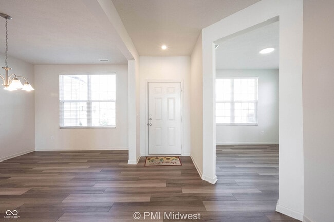 Building Photo - 6809 Blackwater Ln