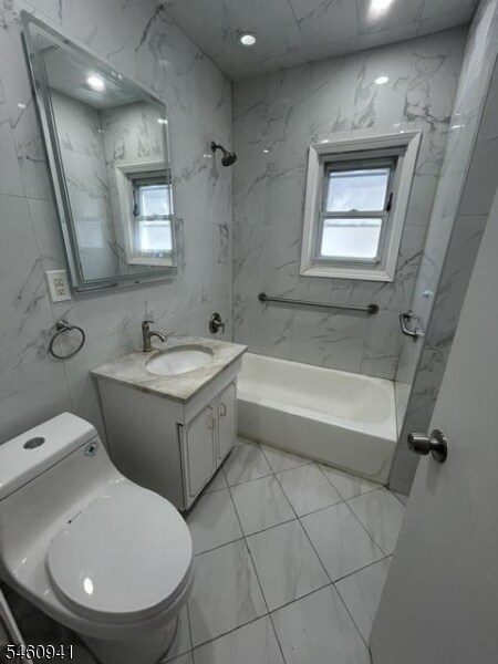 Building Photo - 262 Hornblower Ave