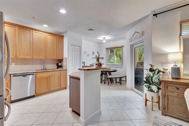 Building Photo - 1703 Coastal Bay Blvd