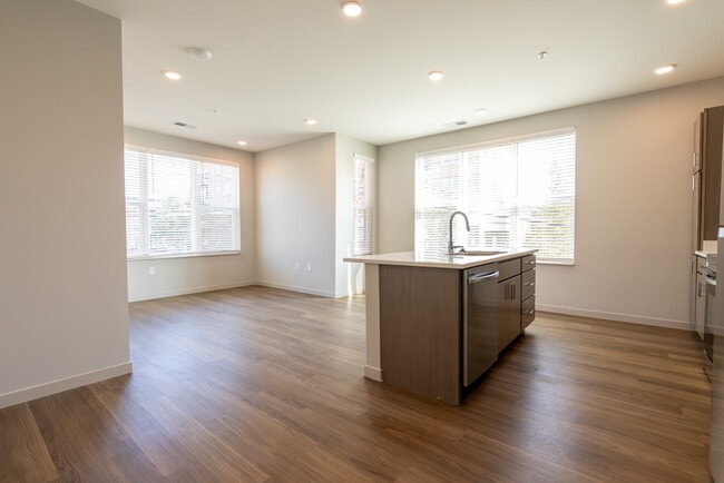 Photo - Glendora Flats Apartments