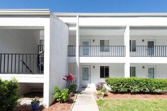 Building Photo - 2060 Marilyn St