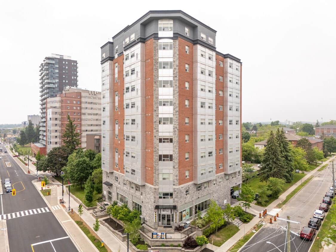 Photo principale - 185 King St N