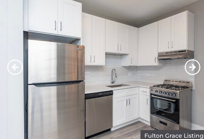 Building Photo - 3913 N Janssen Ave