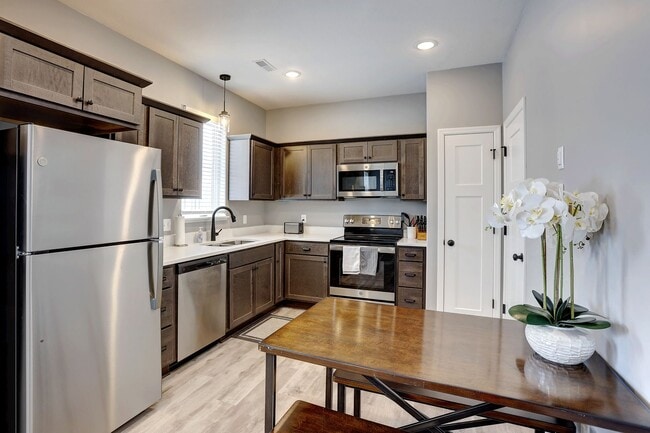 Photo - New-Willow Cascades Townhomes!