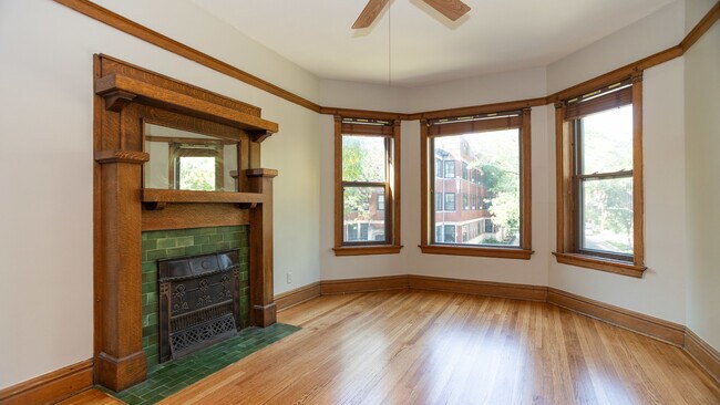 Building Photo - 5329 N Glenwood Ave