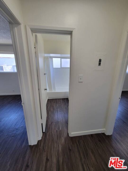 Foto del edificio - 3438 Mentone Ave