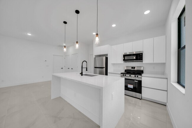 Foto del edificio - 2509 50th St W