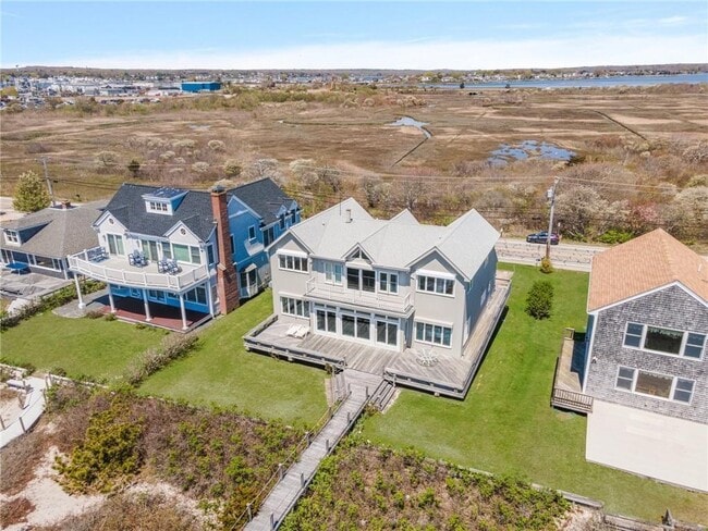 Building Photo - 160 Sand Hill Cove Rd