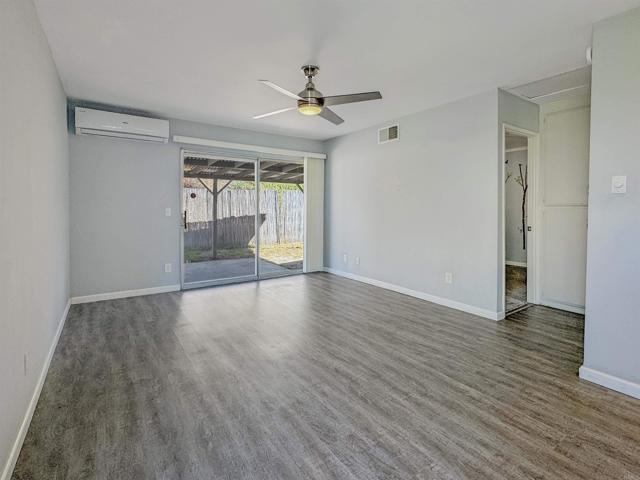 Building Photo - 1937 Terracina Cir
