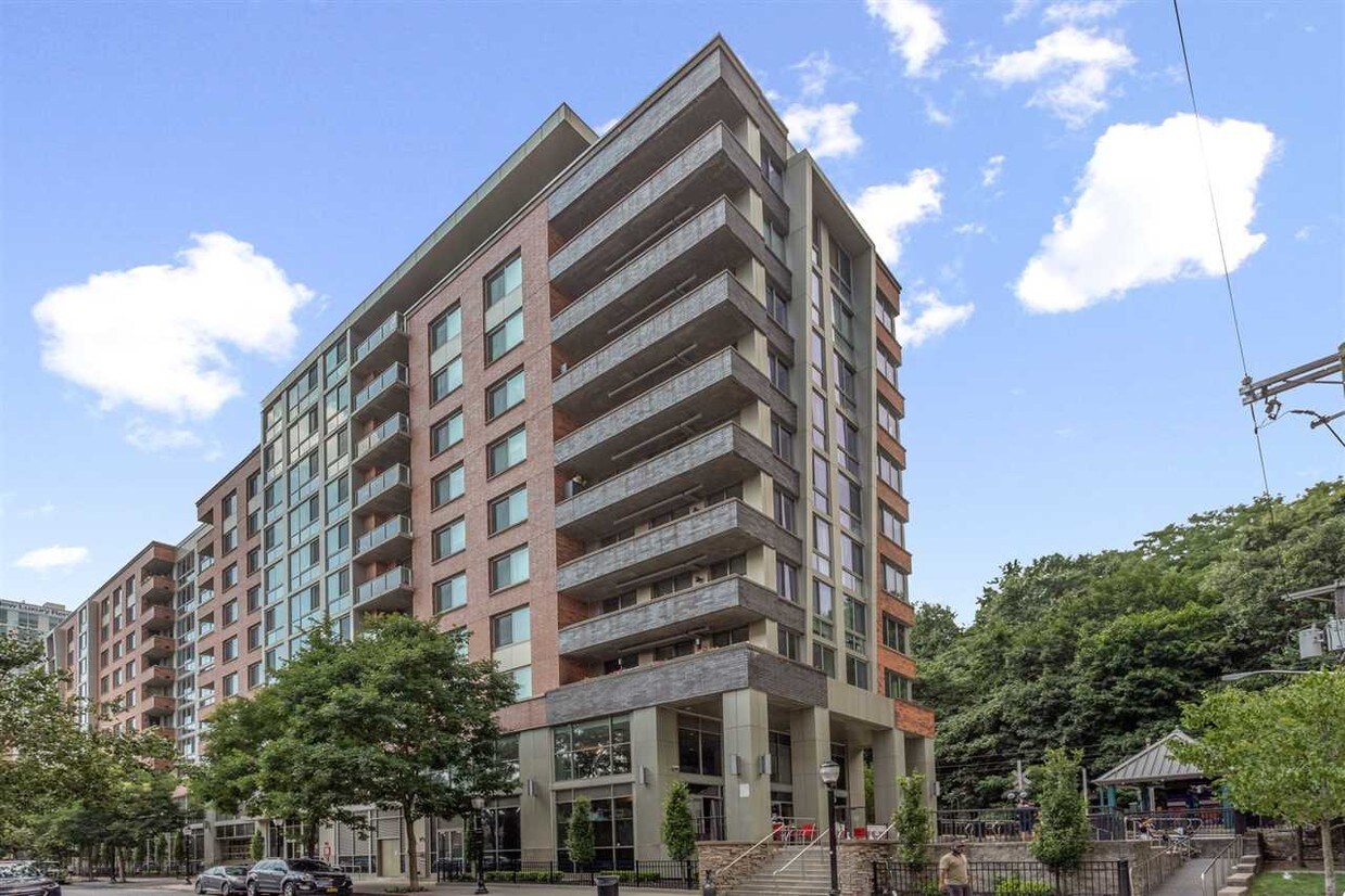 Foto principal - 800 Jackson St
