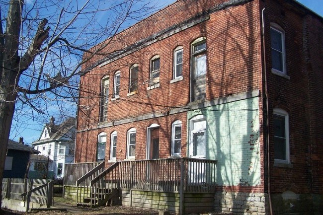 Foto del edificio - 619 W Howard St