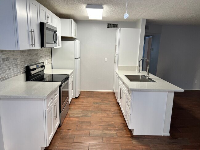 Foto del edificio - 5236 W Peoria Ave