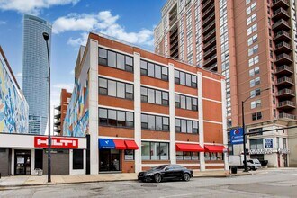 Building Photo - 1021 S State St