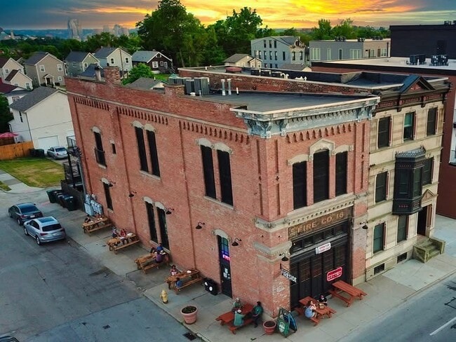 Building Photo - 773 E McMillan St