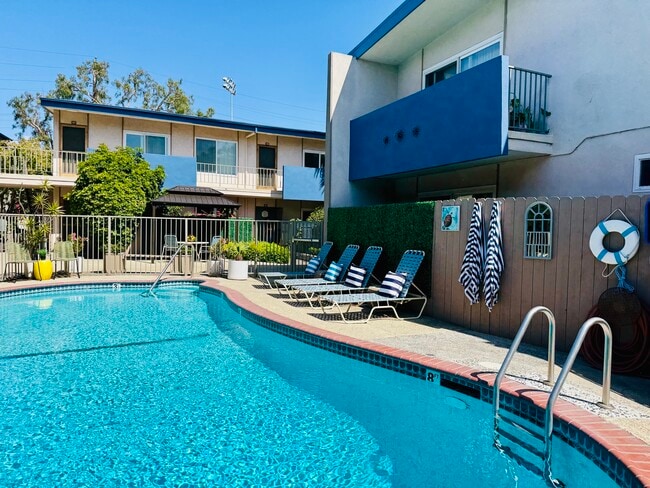 Building Photo - Ocean Villas Apartments