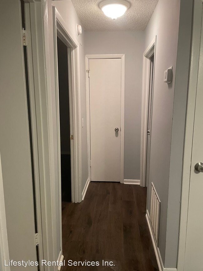 Foto del edificio - 2 br, 1 bath House - 721 Northpoint Circle...