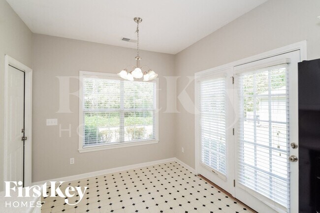 Foto del edificio - 5749 Marchester Cir