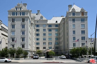 Building Photo - 1424 N Crescent Heights Blvd