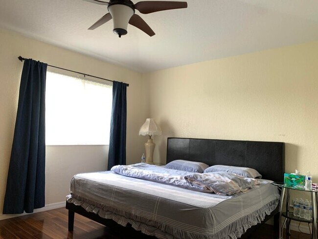 Foto del edificio - 2304 Center Stone Ln
