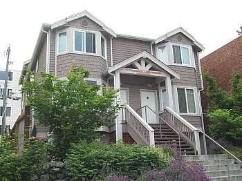 Building Photo - 4 bedroom in Seattle WA 98105