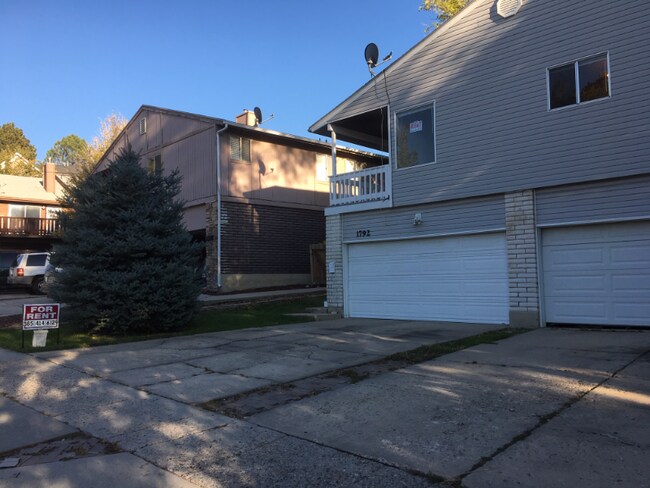 Foto del edificio - 1792 Gundersen Ln S