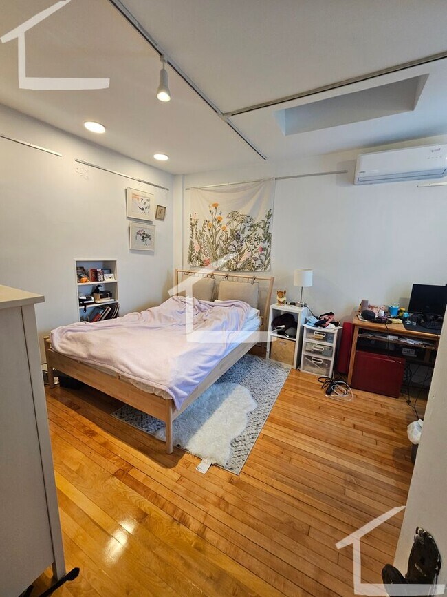 Foto del edificio - HOT CAMBRIDGE LISTING!!!!!