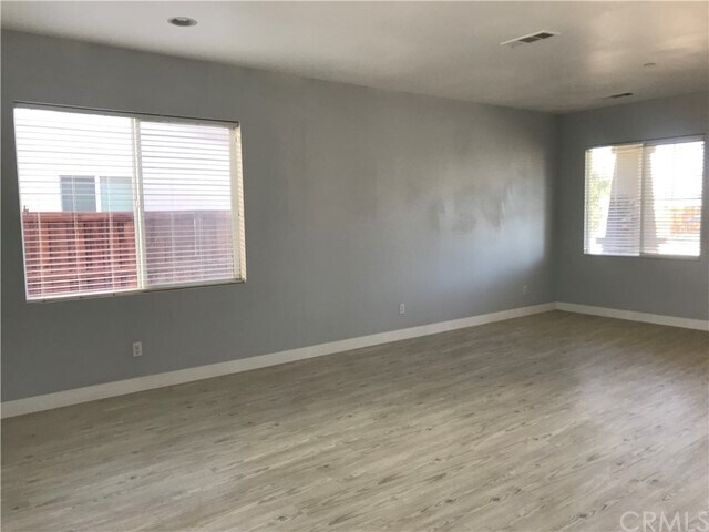 Building Photo - 11161 Scarlet Ave