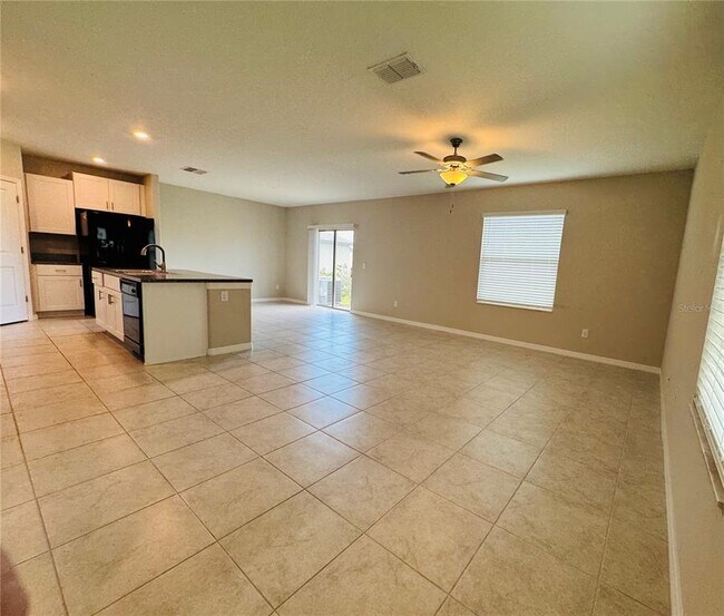 Foto del edificio - 4132 Hanover Dr