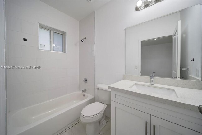 Foto del edificio - 3 bedroom in Miami FL 33161