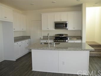 Foto del edificio - 1603 Pear Tree Pl