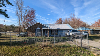 Building Photo - 919 Copeland Dr