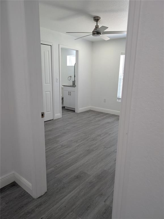 Foto del edificio - 8904 N Tampa St