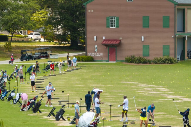 With a love for golf, Cross Creek residents can up their game at Grand Slam Academy.