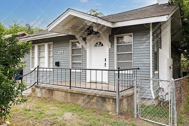 Foto del edificio - 3 br, 2 bath House - 316 Hot Wells Blvd