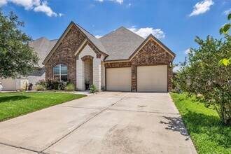 Building Photo - 17330 Hartford Field Ln