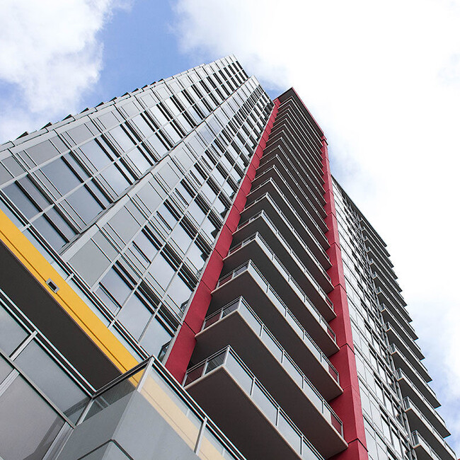 Building Photo - 1115 9 St SW