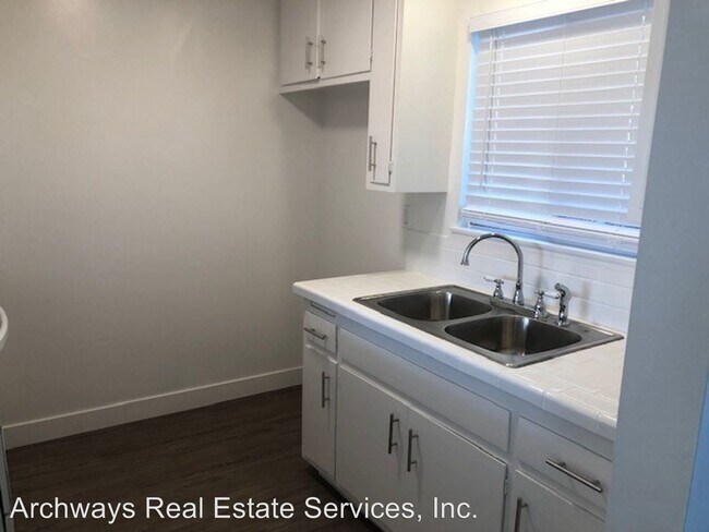 Foto del edificio - 145-145 W Santa Barbara St