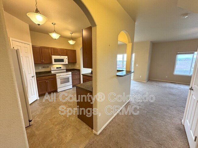 Foto del edificio - 13113 River Falls Terrace