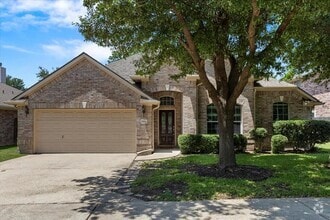 Building Photo - 1503 E Park St