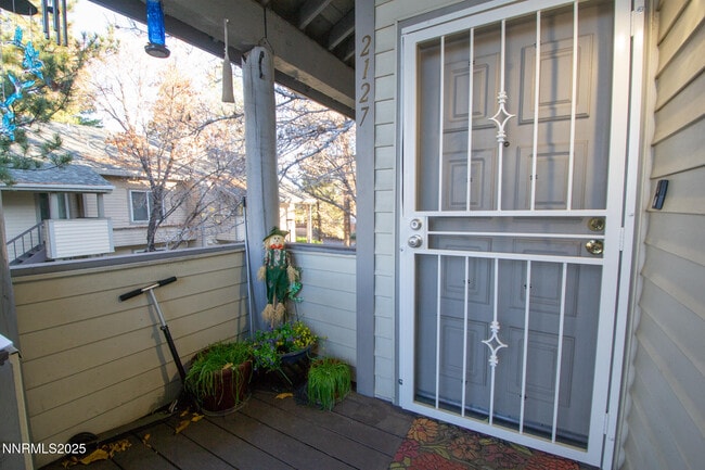 Building Photo - 2127 Roundhouse Rd