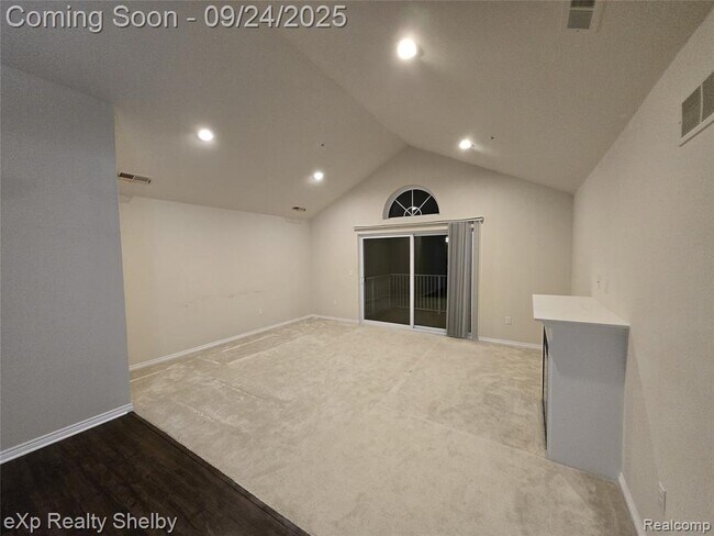 Foto del edificio - 1164 Starwood Ln