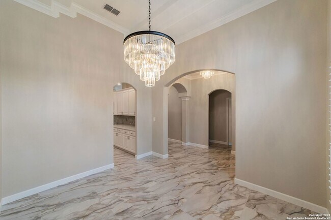 Building Photo - 18605 Elmbrook